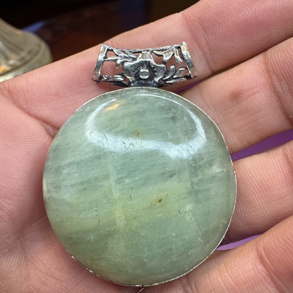 Gorgeous Aquamarine Round Pendant Gemstone Size 1.8"